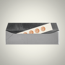 The image gallery viewer to read, La pegatina para normalizar el fenómeno de flotar y hundirse(es)